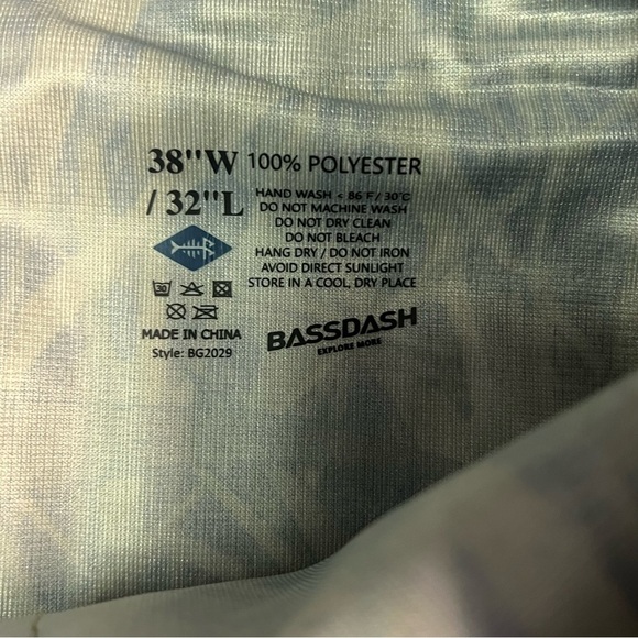 Bassdash Men's Waterproof Camouflage Hunting Pants Size 38โ W / 32โ L - Picture 5 of 12